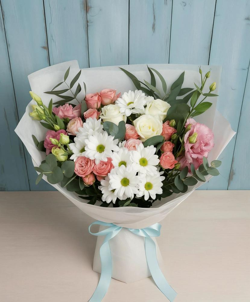 Букет цветов из: Розы, Лизиантусы и Хризантемы в Якорная Щель