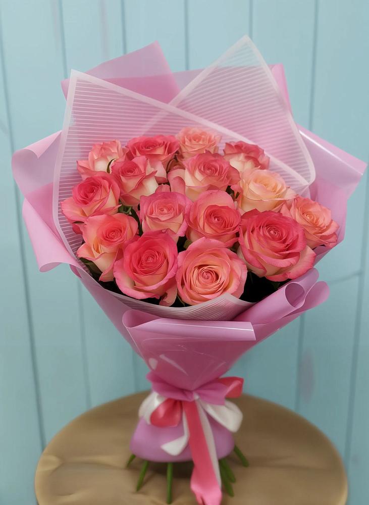 Букет 15 Розовых роз Равель в Якорная Щель