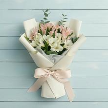 Букет цветов из:  Альстромерии в Якорная Щель