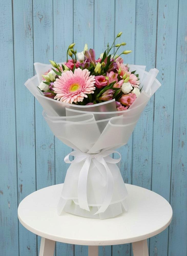 Букет цветов из: Герберы, Альстромерии и Лизиантусы в Якорная Щель