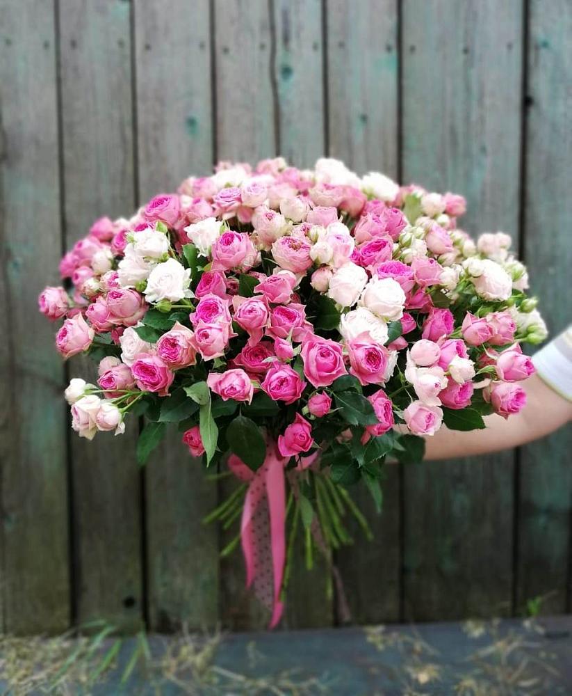 Букет Розовые кустовые розы Натали и Лав Лидия в Якорная Щель