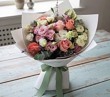 Букет цветов из:  Розы, Лизиантусы и Гвоздики в Якорная Щель