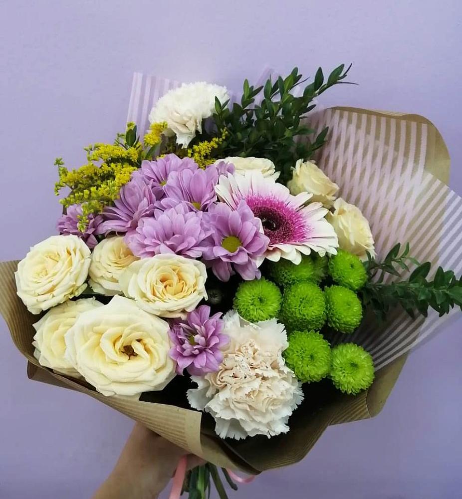 Букет цветов из: Хризантемы, Розы, Гвоздики и Герберы в Якорная Щель