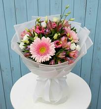 Букет цветов из:  Герберы, Альстромерии и Лизиантусы в Якорная Щель