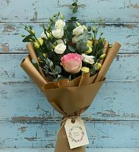 Букет цветов из:  Розы и Лизиантусы в Якорная Щель